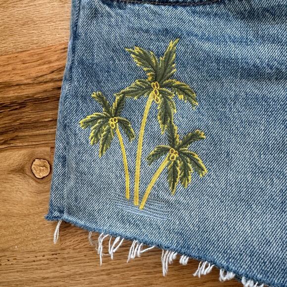 Levi's 501‎ Palm Tree Cutoffs - Picture 4 of 6